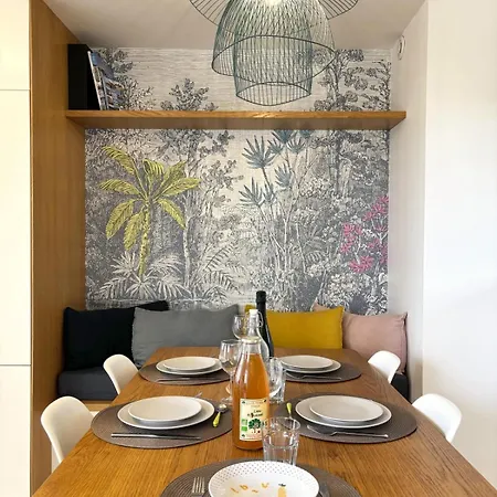 Le Palais Des Terrasses Apartment *