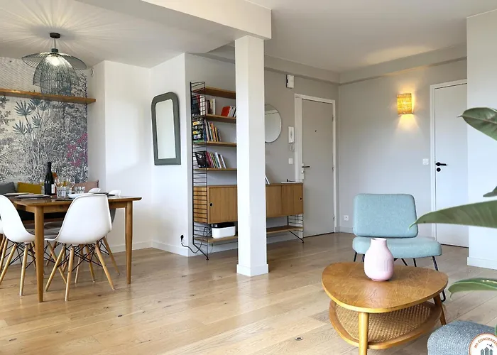 Le Palais Des Terrasses